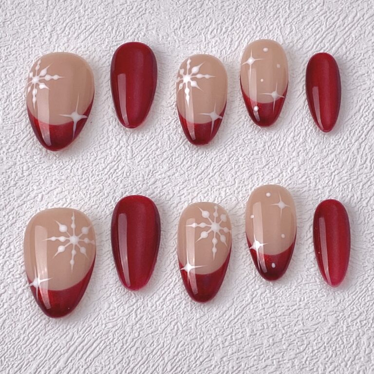 Handmade Press on Nails Snow Love ManiTips