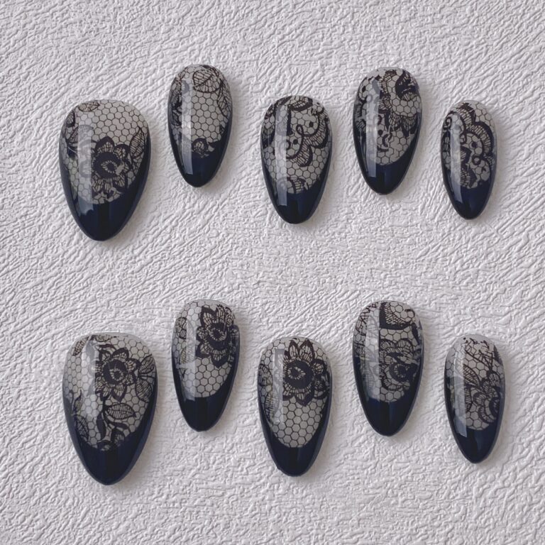 Handmade Press on Nails Black Lace ManiTips