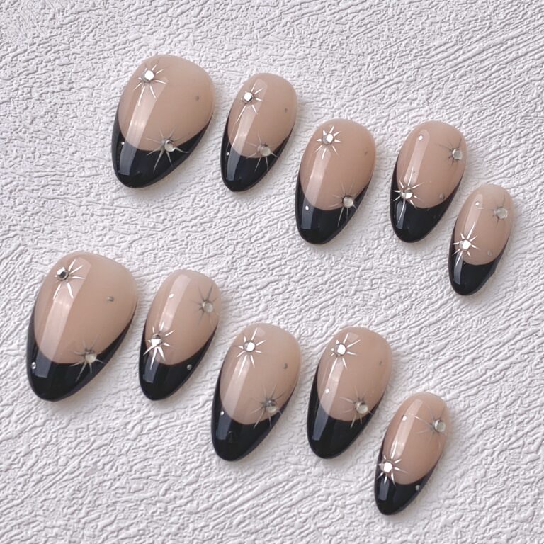 Handmade Press on Nails Black Stars ManiTips