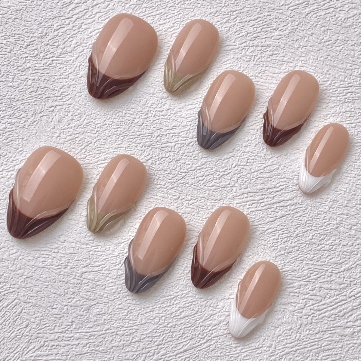 Handmade Press on Nails Brown Wave ManiTips