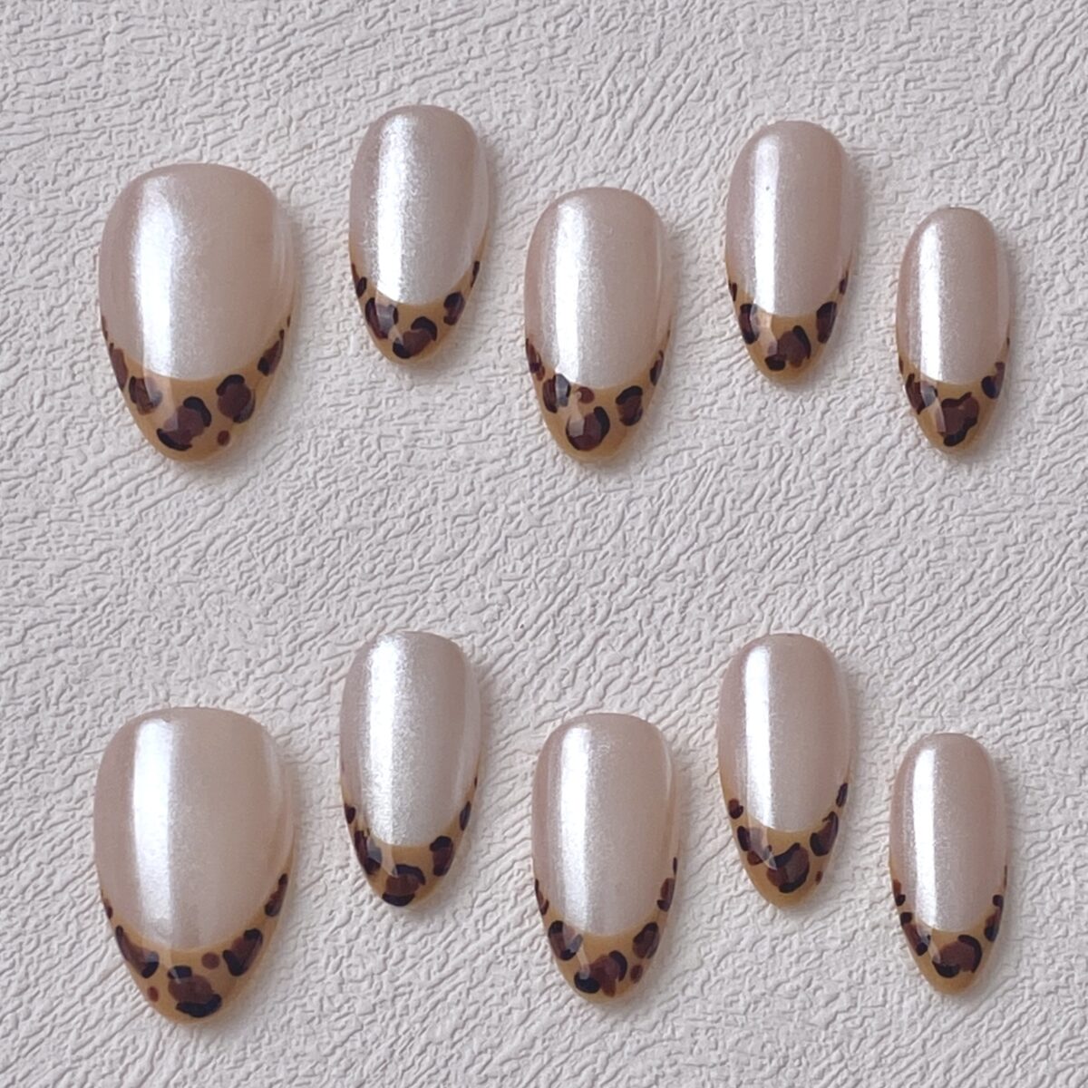 Handmade Press on Nails Chrome Leopard ManiTips