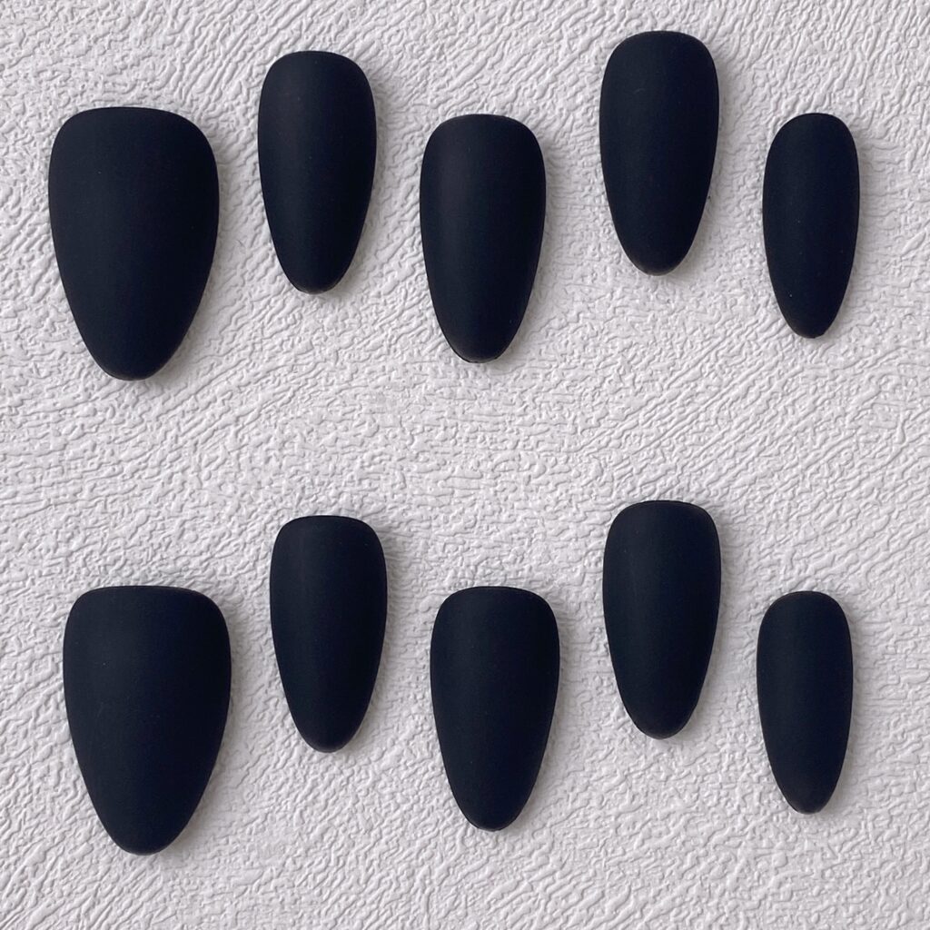 Handmade Press on Nails Matte Black ManiTips