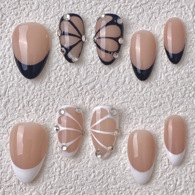 Handmade Press on Nails Two Butterflies ManiTips