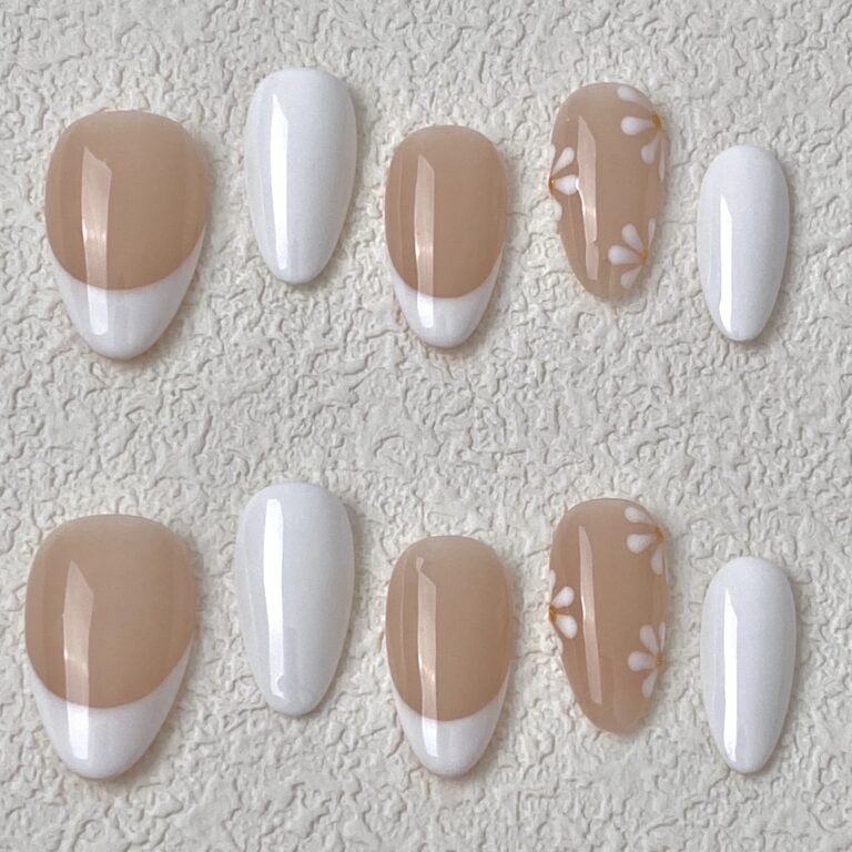 Handmade Press on Nails White Spring ManiTips