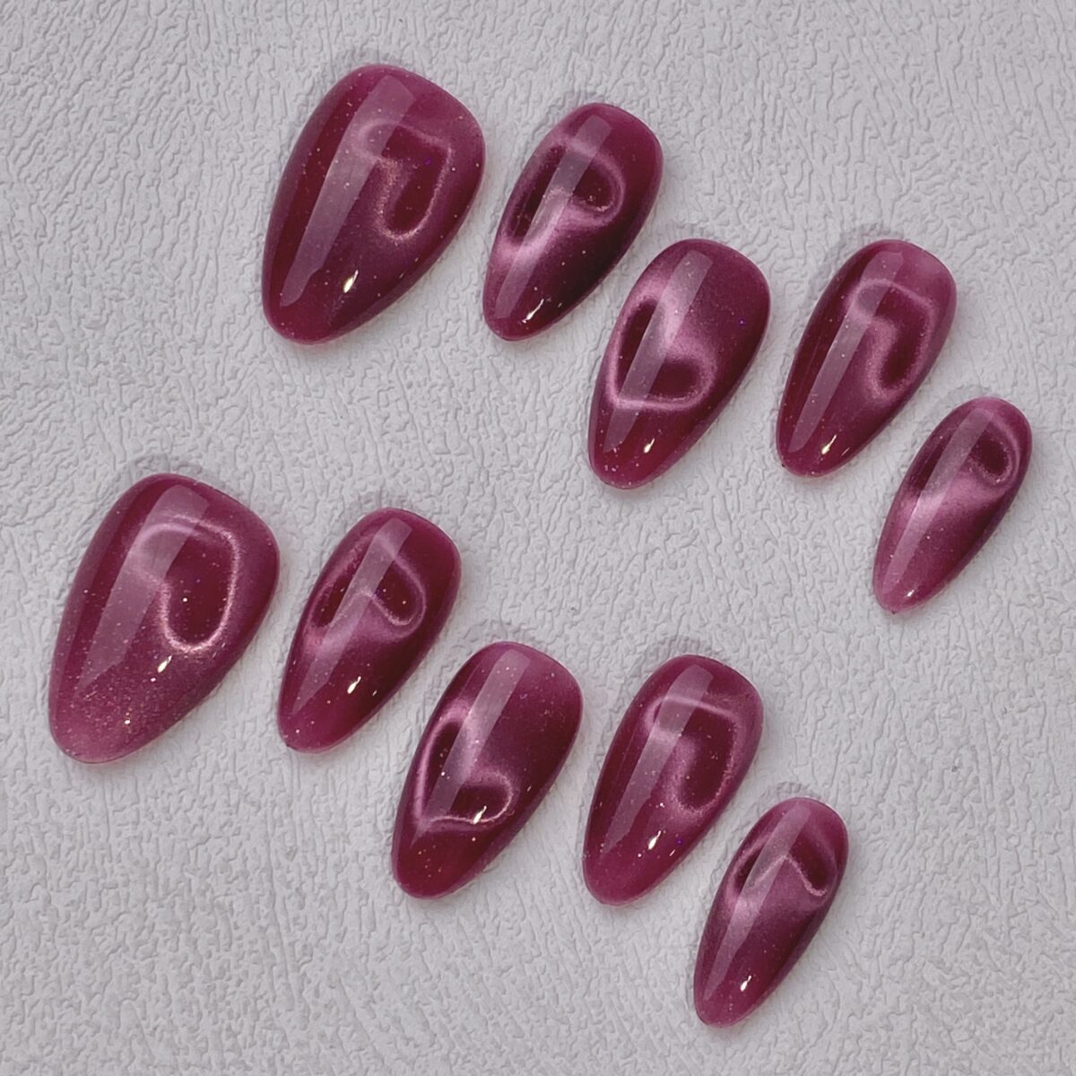 Handmade Press on Nails Sparkle Heart Short Almond Best Press on Nails Natural Fake Nails from MANITIPS