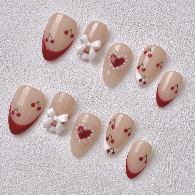 Handmade Press on Nails Sweet Heart Short Almond Best Press on Nails Natural Fake Nails from MANITIPS